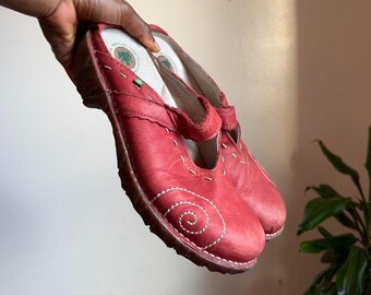 El Naturalista Red Leather boho mule Clogs Swirl Embroidered  EU 41 US 9.5