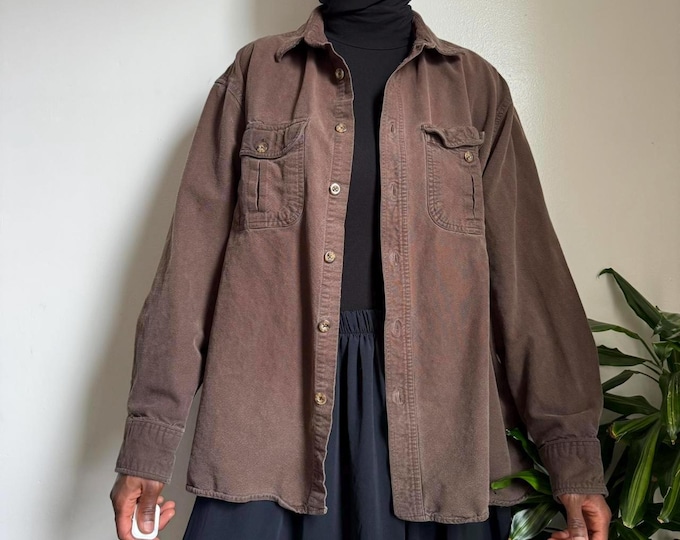 Vintage unisex oversized button-up long-sleeves minimalist shirt size XL