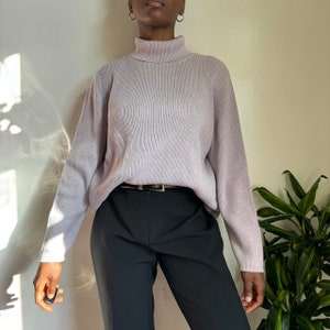 Vintage Classic light purple Turtleneck pullover knit sweater