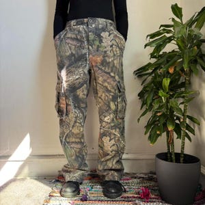 Mossy Oak unisex RealTree Camo Cargo Pants fits like L image 2