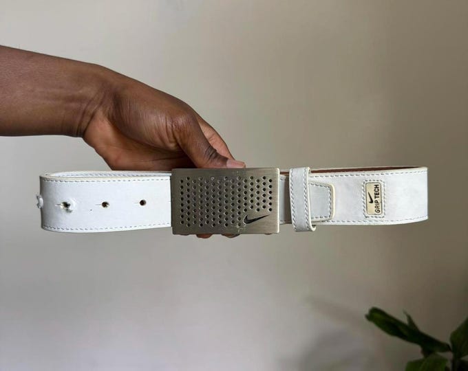 Vintage Nike Golf genuine leather white belt Size 42