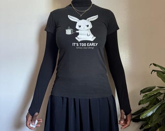 Baby T-shirt met Angry Bunny-print: "Het is nog te vroeg, hou alsjeblieft op met praten"