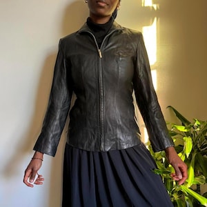 Vintage black grunge genuine leather jacket with side zipper pockets size S