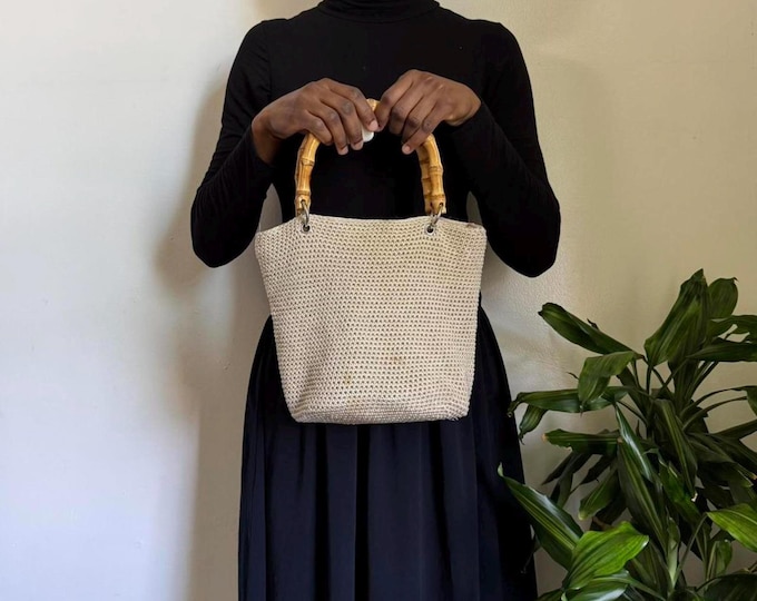 Vintage Y2K knit wooded hand/shoulder bag boho coquette