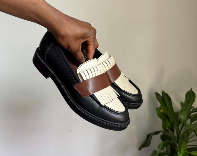Woman Marc Fisher three tones loafers leather shoes size 8M