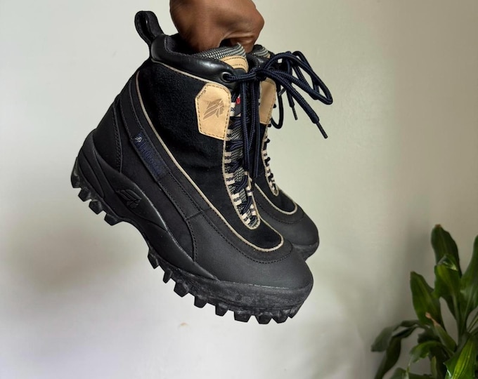 Vintage Lacrosse chunky platform women hiking boots size 7