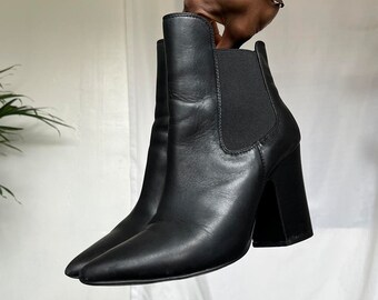 Vintage leather upper pointed toe block heels ankle boots in black