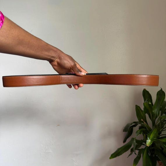 Vintage Steve Madden Classic Tan Leather Belt With Silver  display picture 2