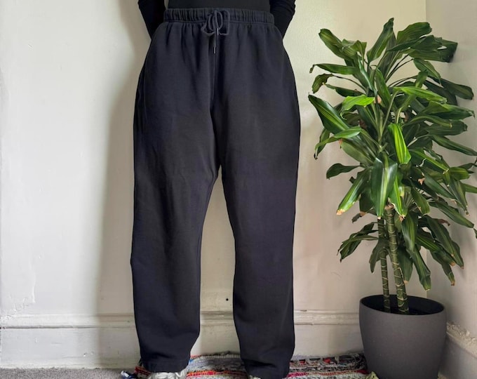 Oversized faded black sweatpants Mid waist streetwear gorpcore skater size L
