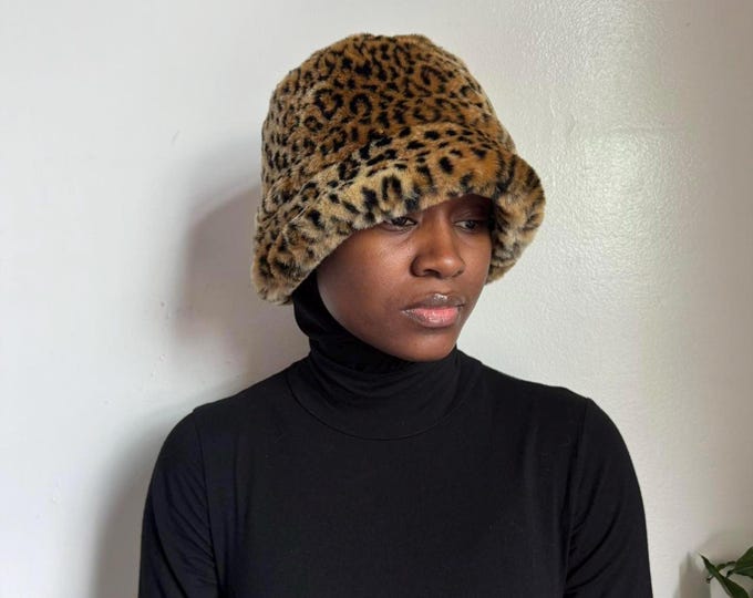 Vintage faux fur coquette cheetah print bucket hat S/M