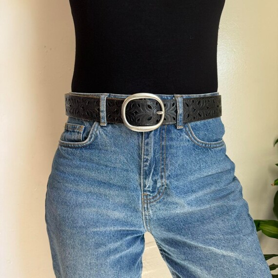 Vintage black floral Leather belt - image 2