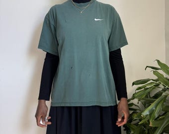 T-shirt vintage brodé avec logo Swoosh Nike - vert forêt délavé taille L