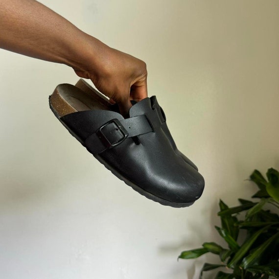 Cushionaire sandals black hotsell