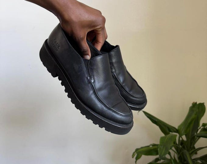 Vintage Paul Green Women black loafer minimalist preppy fits like size 7.5