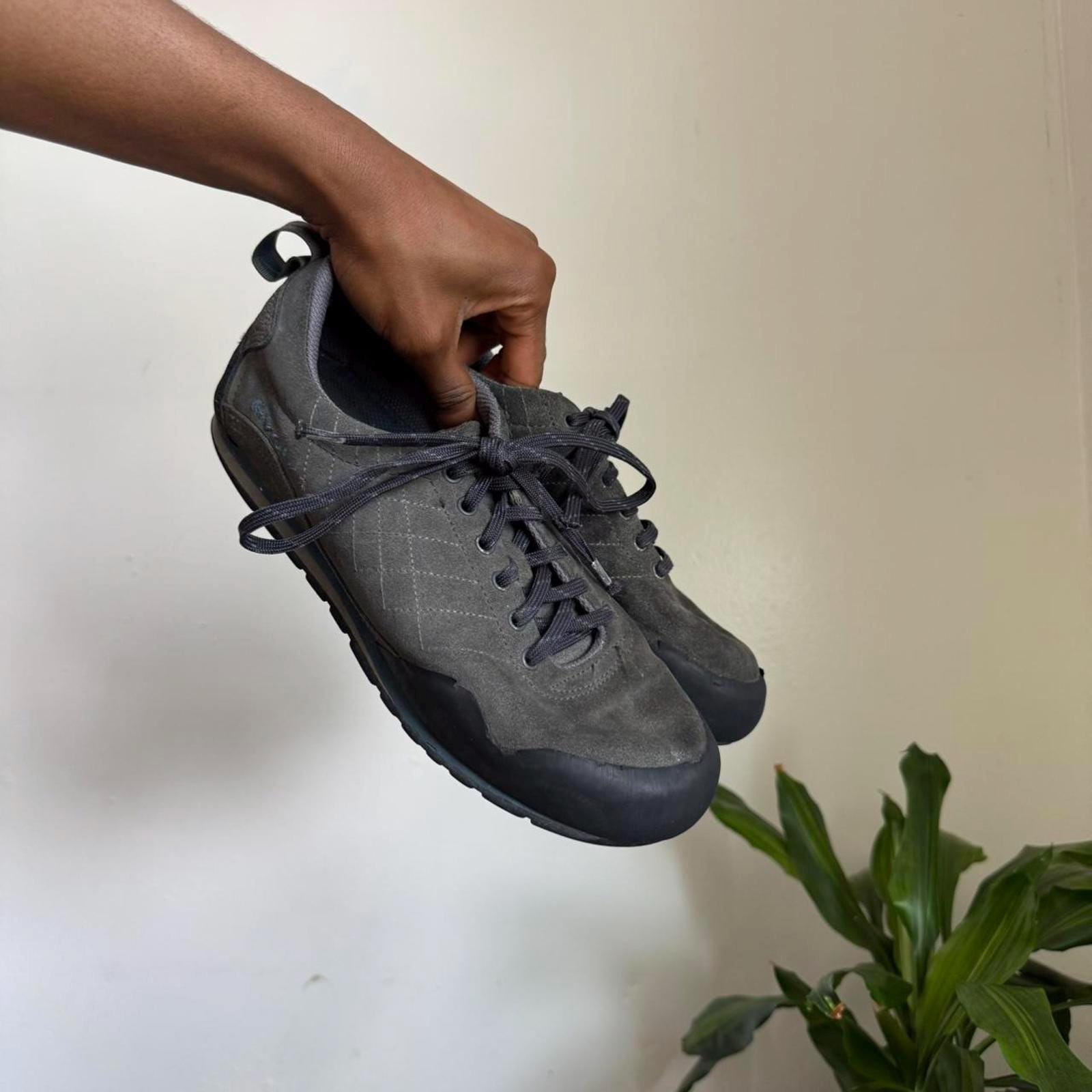 Vintage Kenneth Cole chunky, lugged gorpcore sneakers Men’s 7 women’s 9.5 Kenneth Cole Vintage Shoes for Men for sale | eBay main image 3