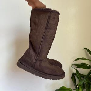 Bruine winter-UGG-laarzen met voering van schapenvacht