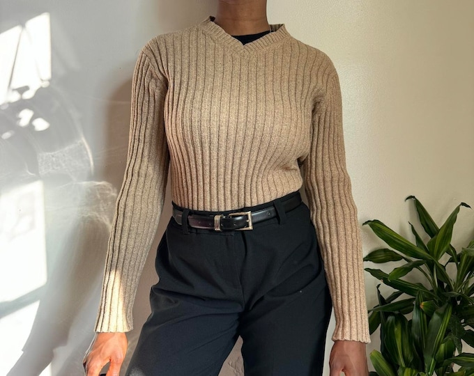 Vintage Classic Long sleeve pullover v-neck sweater