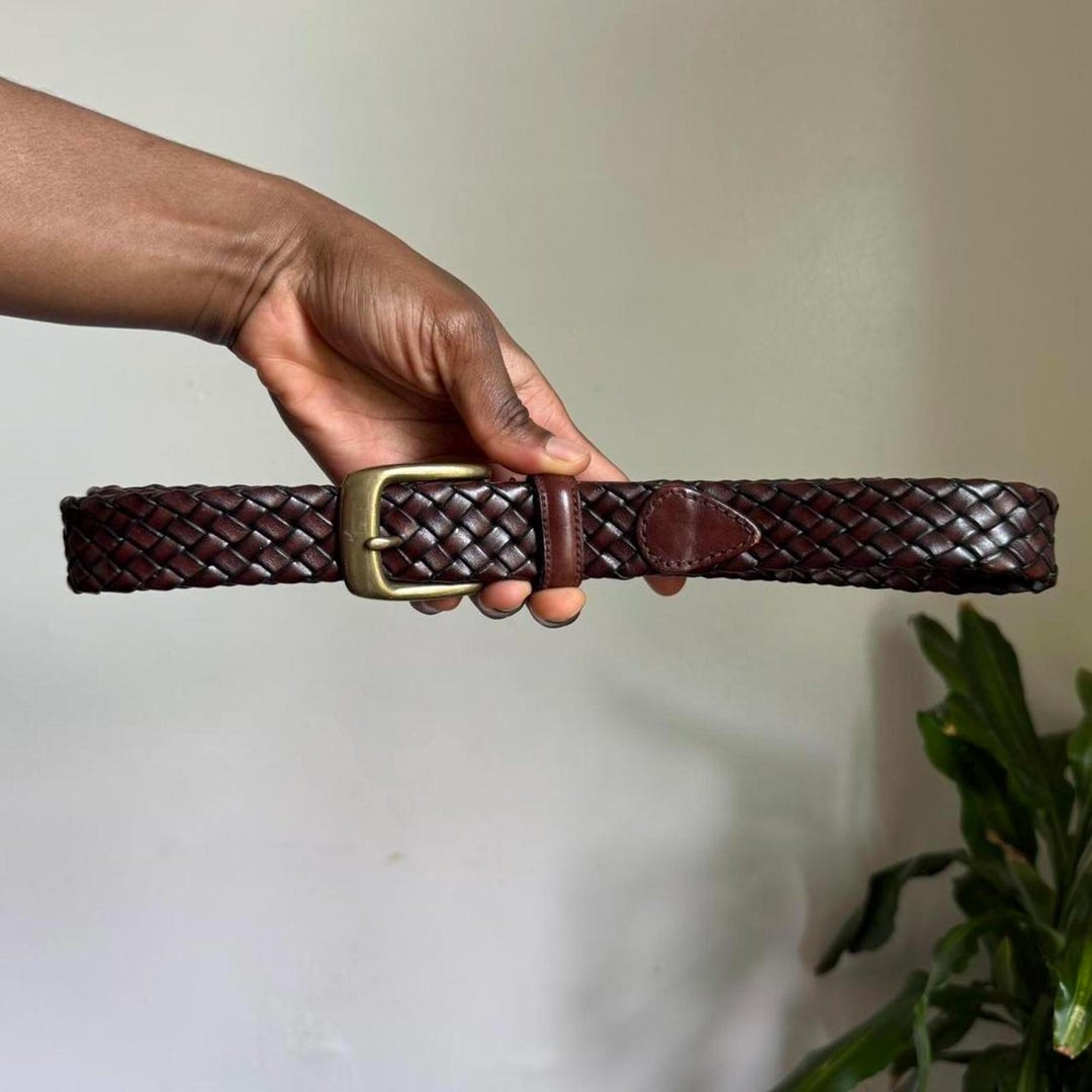 Vintage Brown breaded genuine leather‎ belt with gold buckle size 44 Vintage Brown breaded genuine leather belt with gold buckle  main image 2