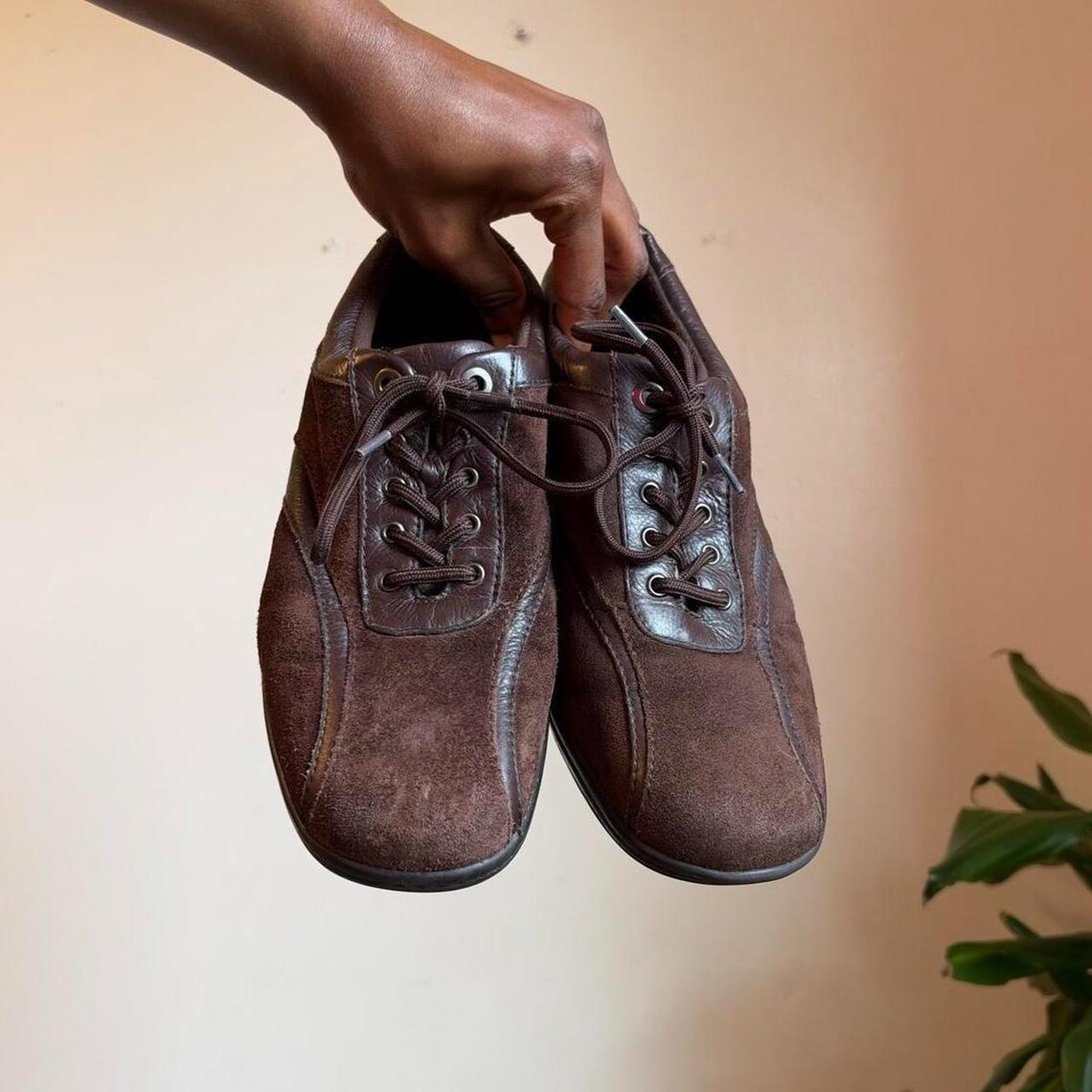 Easy Spirit Chocolate Brown Leather Suede Low-Top Sneakers women’s US 9.5, foto 3 di 5