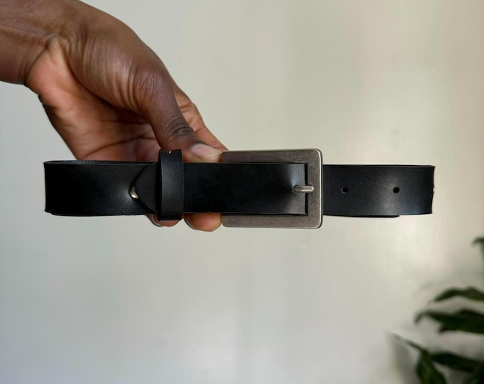 Vintage Women Grunge Black And  silver Minimaliste belt Size S/M
