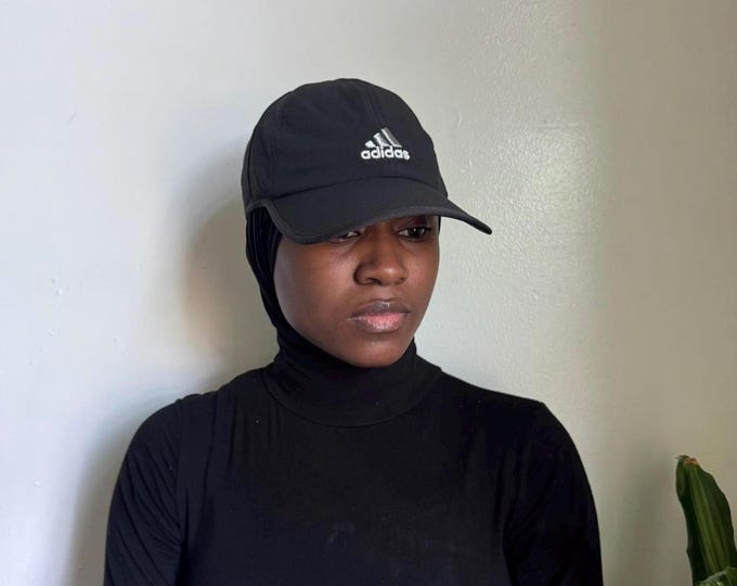 Adidas black and white adjustable cap