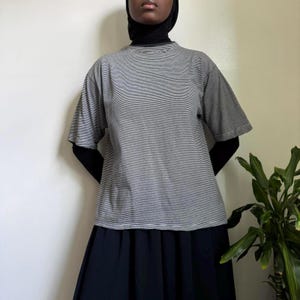 Vintage black and white striped cotton t-shirt size M