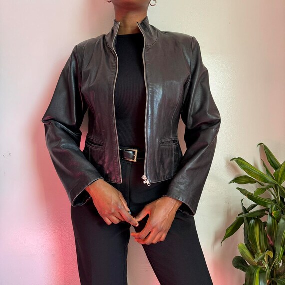 Vintage zip up Leather jacket in black - image 2