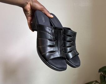 Sandalias planas vintage Croft & Barrow con tacón grueso recortado, talla 10