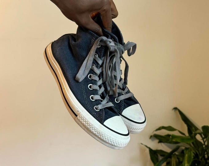 Vintage Unisex Lace Up Corduroy  converse All star
