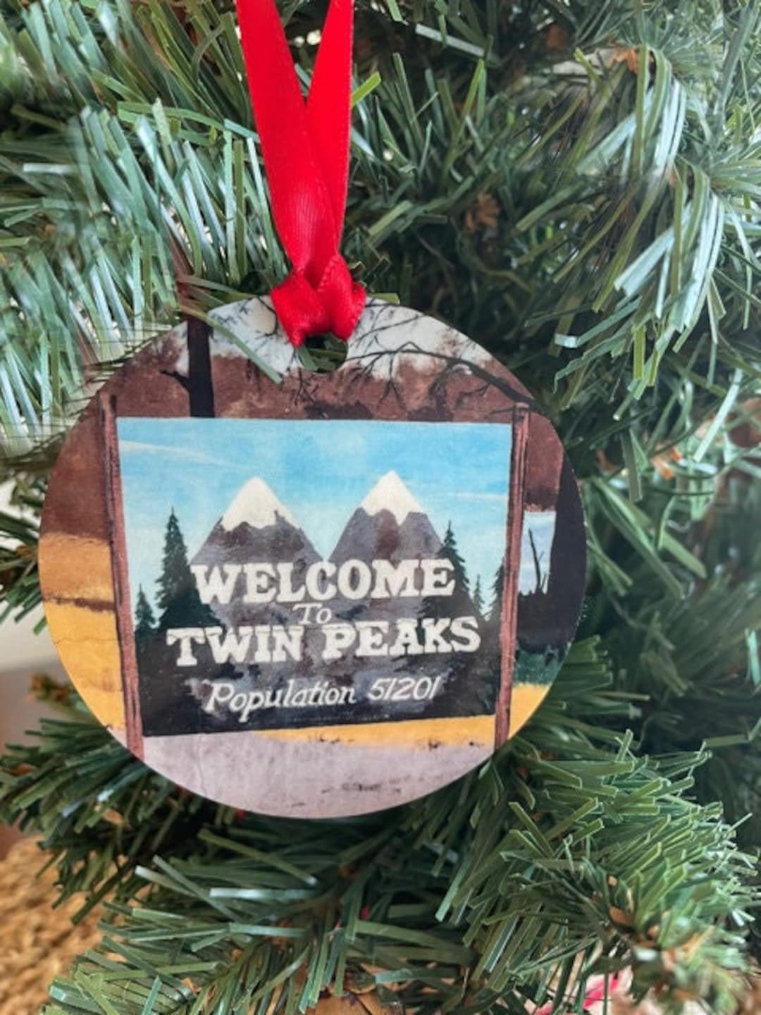 Sweat-shirt Twin Peaks – Design "Welcome Sign" Avec Vue Montagne – Licence Officielle – Col Rond, 241 G