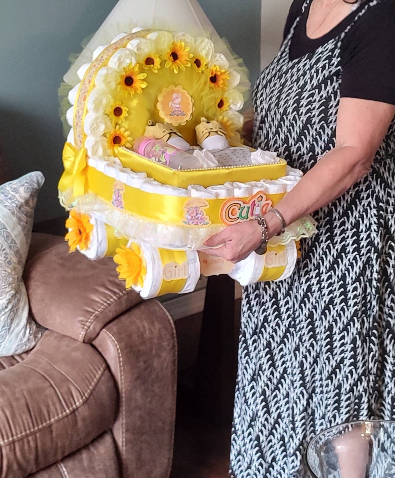 Cesta Bebe Recien Nacido Niña Tarta De Pañales En Forma De