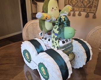 A Motorcycle Cake Tutorial Wheeler Diaper Cake Baby Gift Wheeler