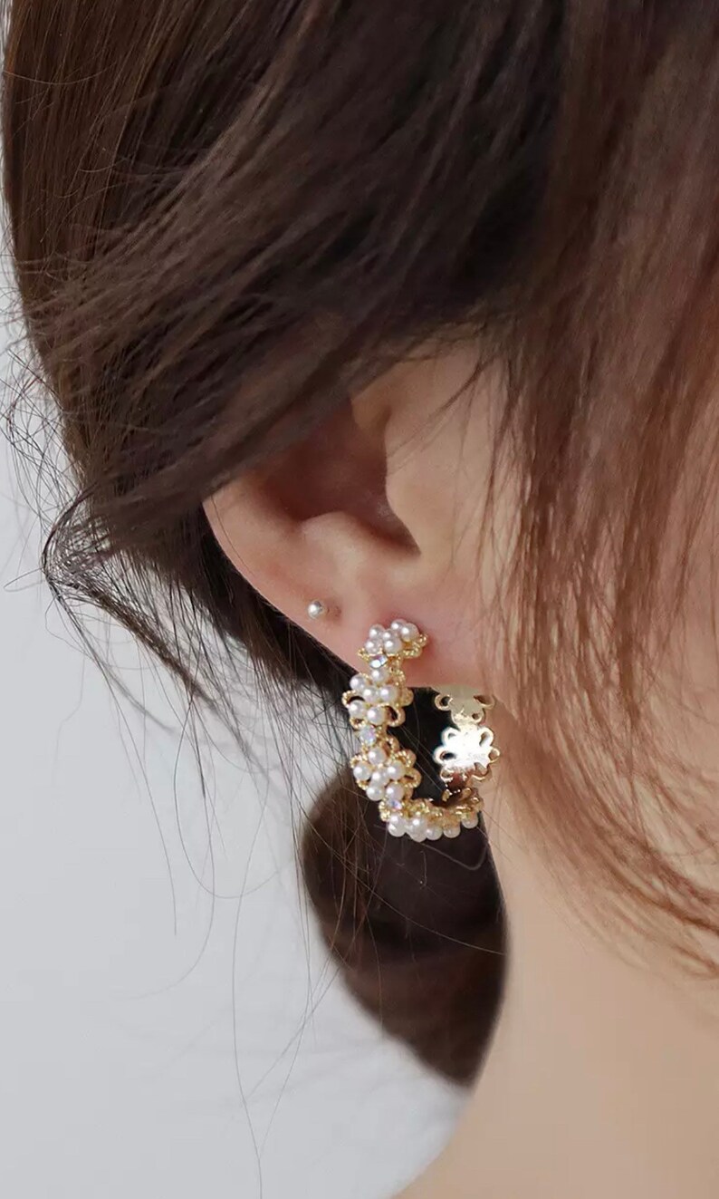 High quality lace pearl hoop earrings