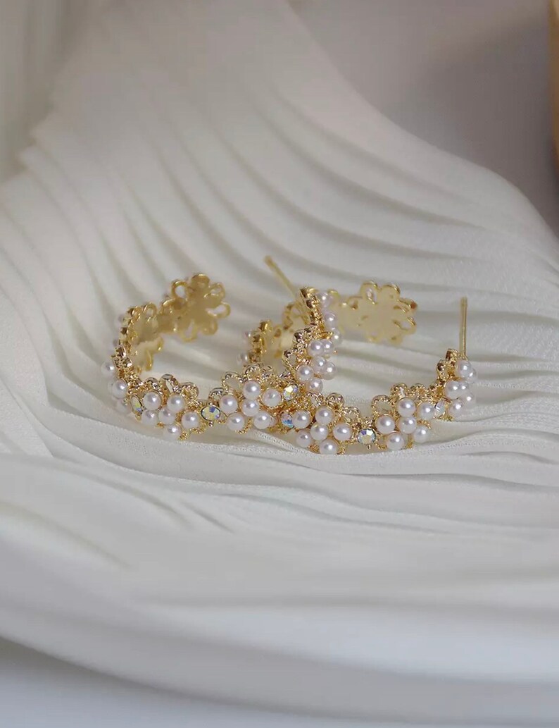 High quality lace pearl hoop earrings