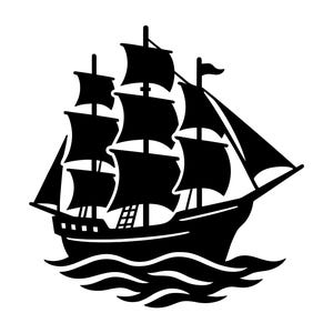 Puede incluir: Silueta negra de un velero con múltiples velas y una bandera, navegando sobre olas estilizadas. El barco tiene tres mástiles y un aparejo detallado, creando un tema náutico clásico. La imagen es un diseño simple y audaz.