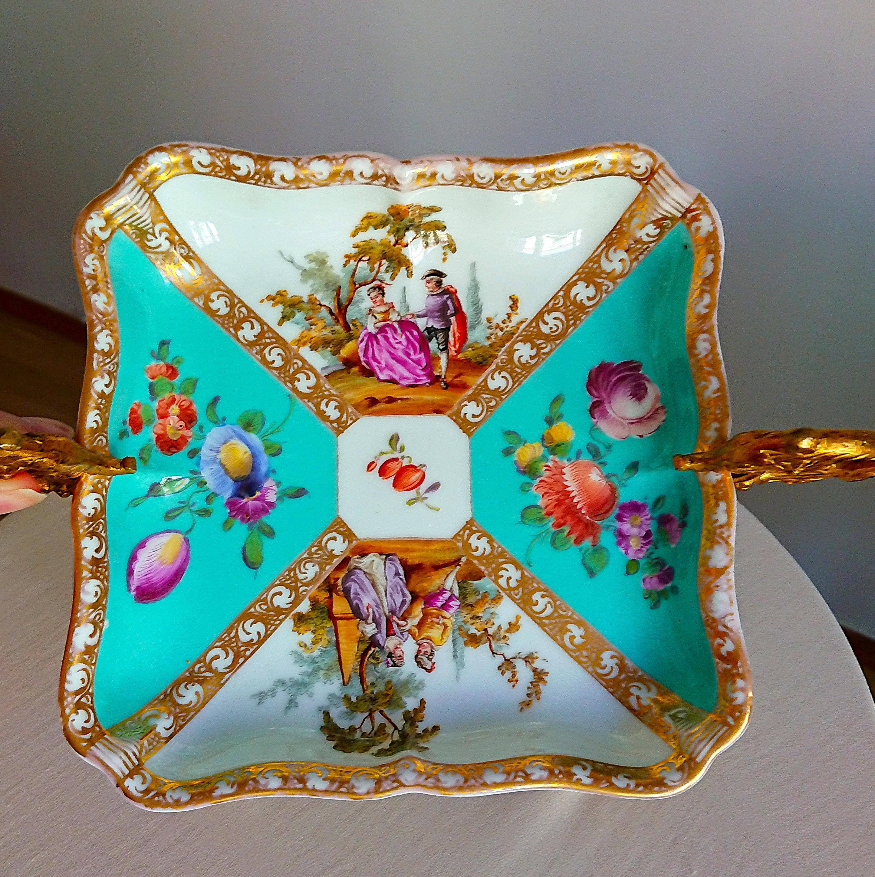 アンティーク ドレスデン磁器大皿: オルモル ナポレオン 3 世 ワトー