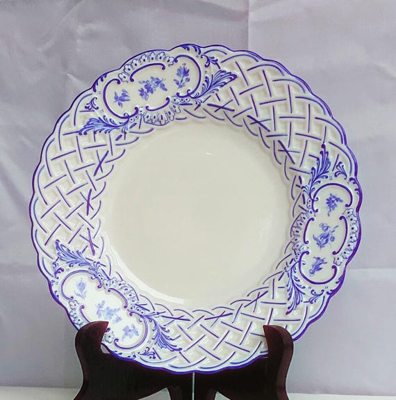 アンティーク マイセン磁器 サイドプレート：青い手描きレリーフ