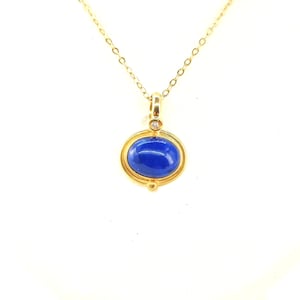 Lapis lazouli 18K yellow gold pendant with diamond,handmade item 18K gold pendant,Excellent jewelry of good quality lapis lazuli, 18K gold.