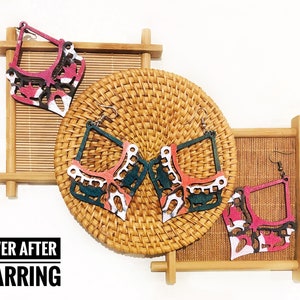 Beijing Opera Masks Facial Painting Red-Silver/ Green-Orange Hand Painted Dangle Wooden Earrings - Who is a good guy?