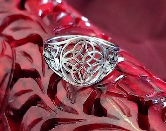 Witch's Knot Stainless Steel Ring, Mystical Protection Amulet