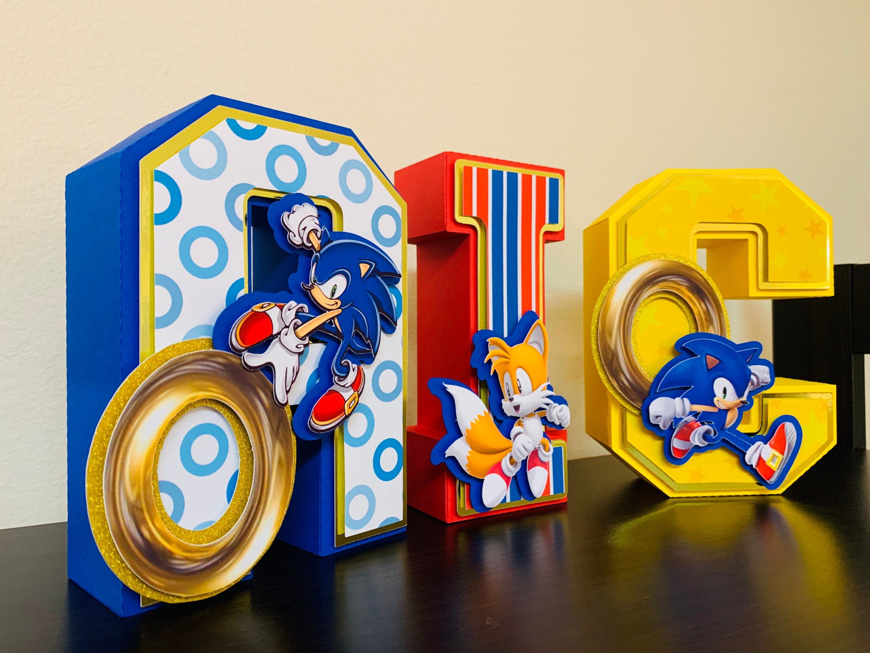 Sonic Standing Svg - Etsy