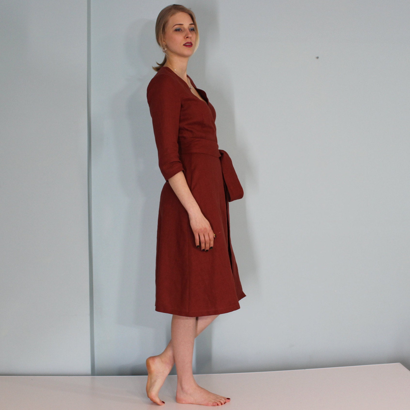 Abiti di lino per le donne, Abito da donna di lino / abito avvolgente / abito da donna / abito da donna / abito avvolgente estivo / abito casual avvol