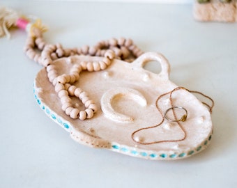 Moon ring dish, Jewelry dish, Ceramic plate, Pottery, Trinket dish, Ring holder, Pottery dish, Bridesmaid gift, Gift for her, Pottery plate