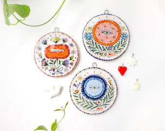 Hand-Painted Ceramic Tile Wall Art: Bohemian Floral Ornament