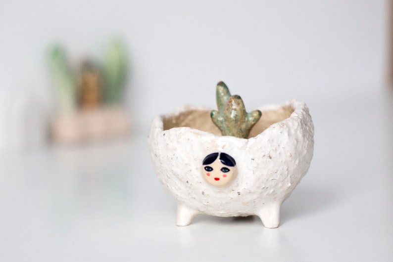 Flower pot Plant pot Succulent clay planter Girl Succulent plant pot Cache pot Modern mini planter Ceramic planter Ceramic cactus pot