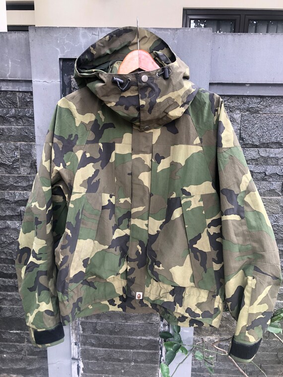 A bathing ape fishing - Gem A bathing ape fishing - Gem