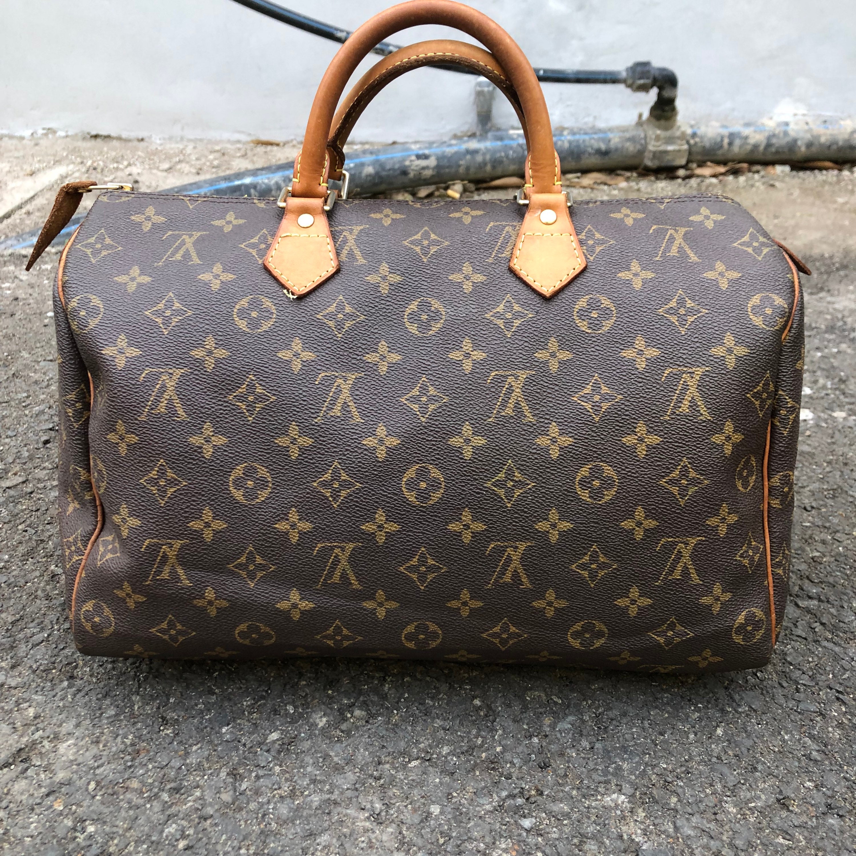 Vintage Louis Vuitton Classic Monogram Speedy 30 Bag II – Recess