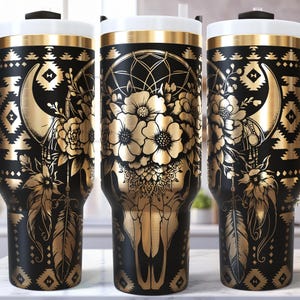Envoltório para copo a laser de caveira de touro SVG de 40 oz, design sem costura com abafador de gravação, padrão country ocidental floral étnico boho asteca, filtro dos sonhos