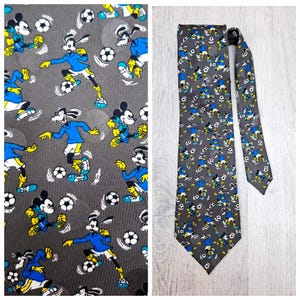 collectible tie novelty tie holiday tie Unlimited Necktie Statement Tie Walt Disney print Disney tie Disney Necktie goofy print tie