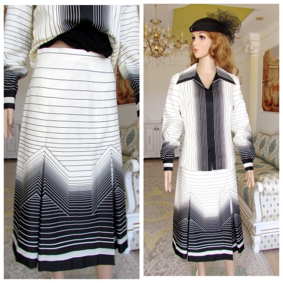 Womens suit vintage mod suit 70s suit ivory Stripe